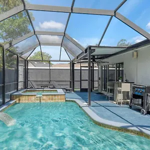 Luxury Style Townhome With Pool - 1 Miles To Bucs Stadium Tampa