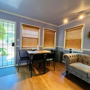Sweet Home With Ample Parking Only 2Mins To Freeway , Sacramento United States