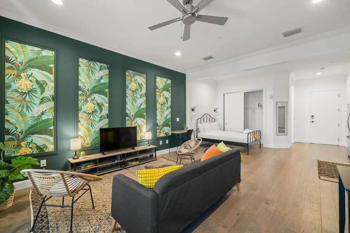 Apartment New! Sangria Suite - Upscale Ybor City Studio, Right On 7Th Ave Tampa